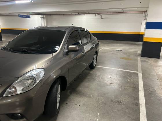 NISSAN VERSA 1.6 16V FLEX SL 4P MANUAL NISSAN VERSA 1.6 16V FLEX SL 4P MANUAL